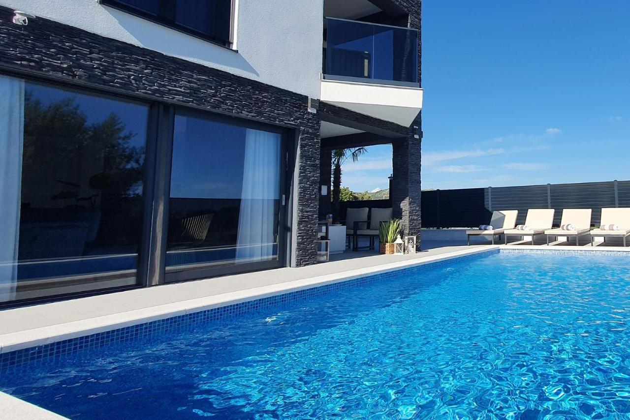 Villa Black Pearl Шибеник Екстер'єр фото
